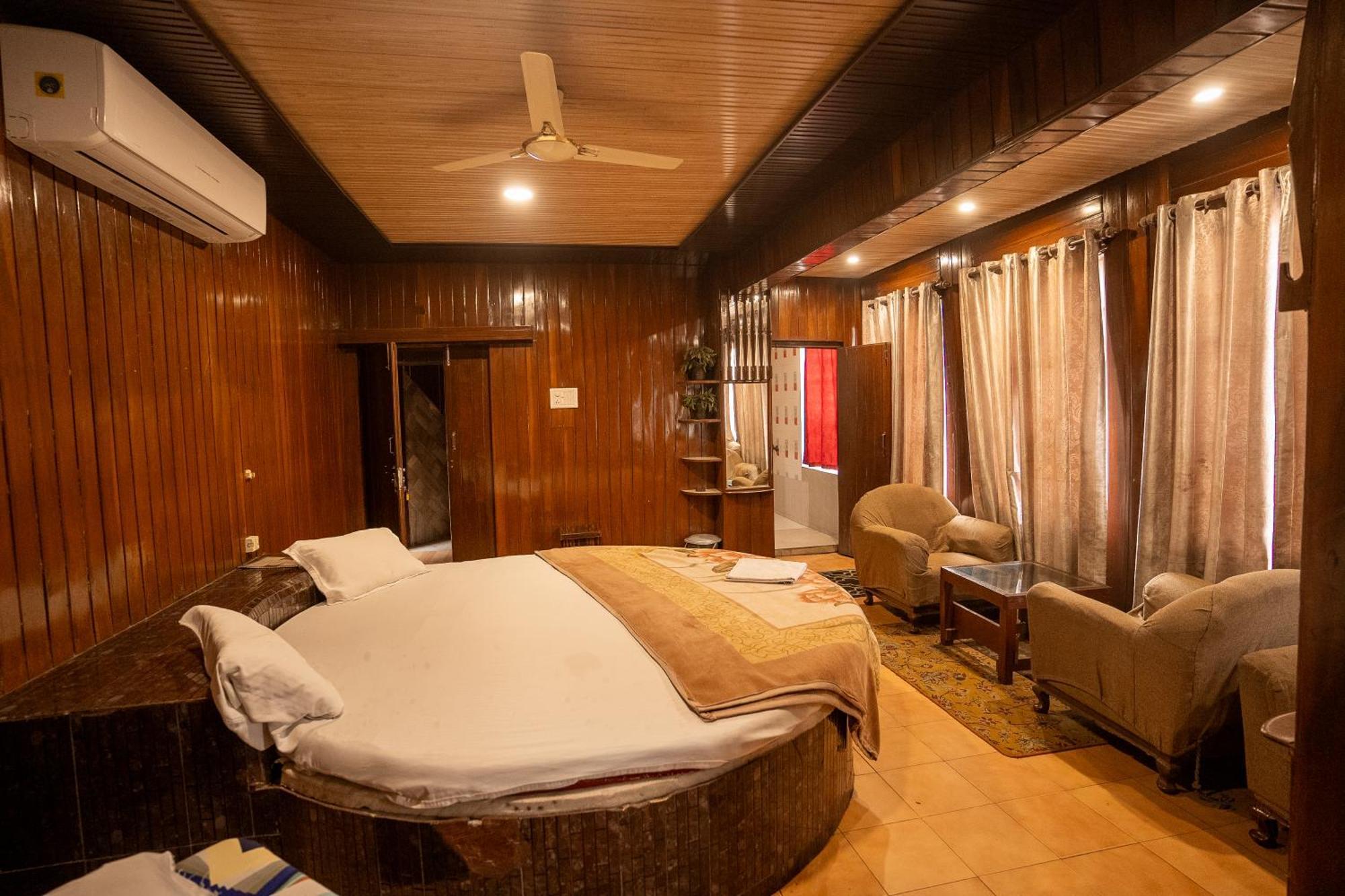 Hotel Shahjahan Агра Экстерьер фото